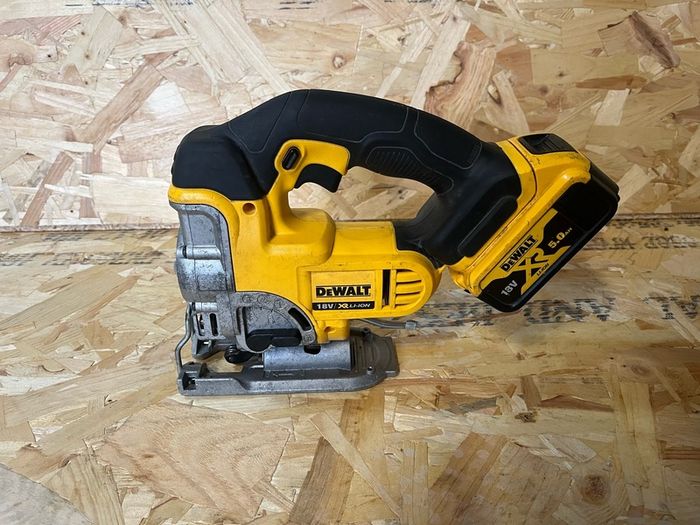 dewalt