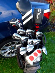 Set of Titleist Golf Clubs