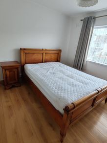 Solid Wooden King Bed & Matching bed side Lockers