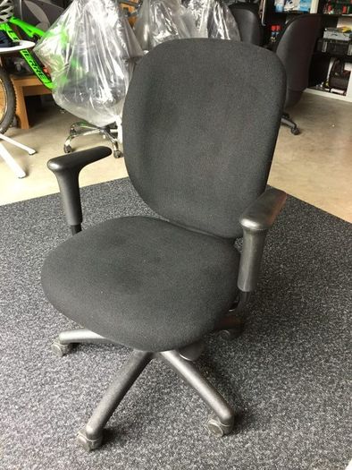 Used Office Desk & Chair Bundle