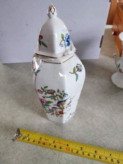 Rare find  Price 25.00 e Vintage Aynsley Pembroke Hexagonal Ginger Jar Birds Floral Gold Trim Made In England Collectible Home Decor Gold Trim Jar w Lid