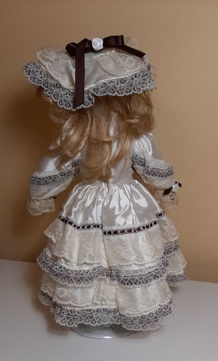 Porcelain dolls