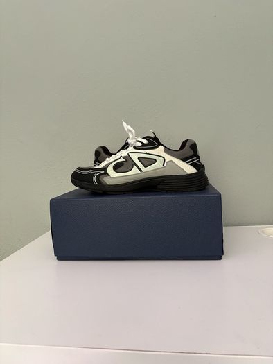 Dior 30s
