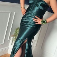 Dani`s Closet Debs Dress