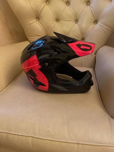 helmet size L