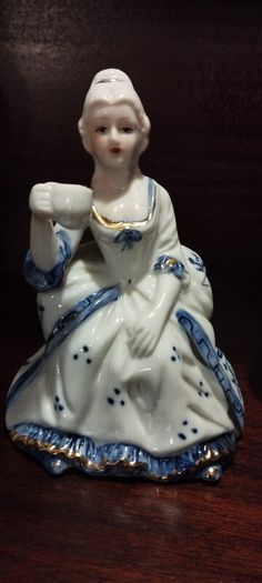 Vintage Porcelain afternoon tea figurines set