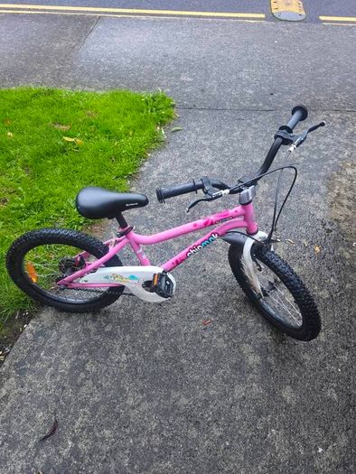 Chipmunk kid's/girls bike