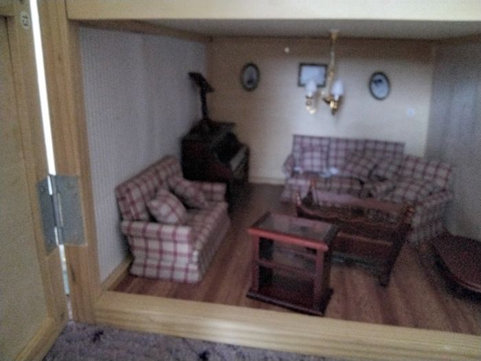 Magnificent Dolls House