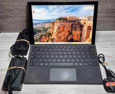 Microsoft Surface Pro 7 12.3 in Tablet i5-1035G4 8GB 256 GB NVME SSD Win 11 Pro