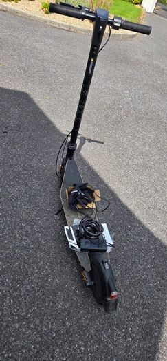 Electric scooter
