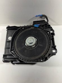 2010 Bmw 5 Series F10 F11 Right Subwoofer Speaker 9195200-02 A3l3b429g