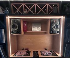 2 X Technics SL-1200MK2 turntables, 2 X Traktor scratch vinyl records, Native instruments Z2 mixer with all connections,2 X Kali LP6 speakers and a pair of Sony headphones