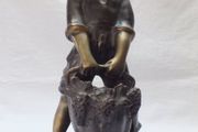 Giovanni De Martino (1870-1935) Street Boy 32cm, 4.7 kg - Patinated Bronze, Marble, Signed