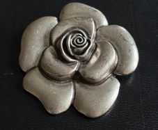 brooch