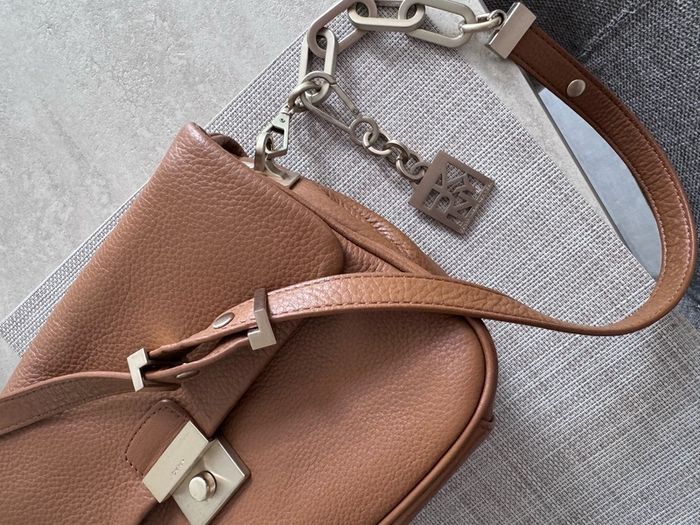 crossbody