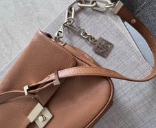 crossbody