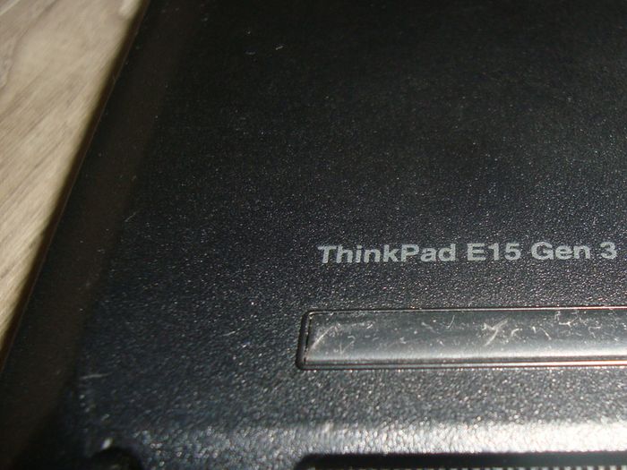 Lenovo Thinkpad E15 Gen 3 ; Amd Ryzen 5 5500u; 8gb DDR4; 256gb SSD ;15.6"