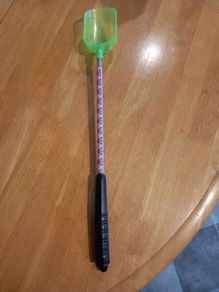 Groundbait throwing stick