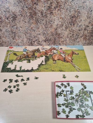 TUCKS ZAG ZAW JIGSAW PUZZLE -THE FAVOURITE LEADS - 520 pieces horse racing equestrian vintage antique