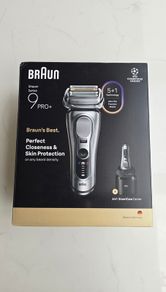 Braun Series 9 PRO+ Electric Shaver, 5+1 Ultra Thin Precision Blades, Pro SensoAdapt, 6in1 SmartCare Center, 9667CC, Silver