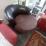 Leather swivel love seat Image 3
