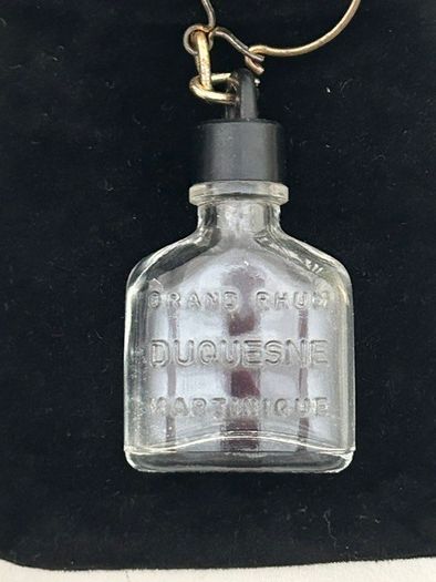Vintage Rum Bottle Keyring