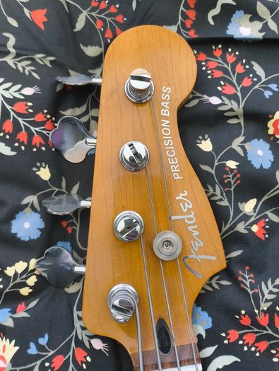 Fender PJ bass