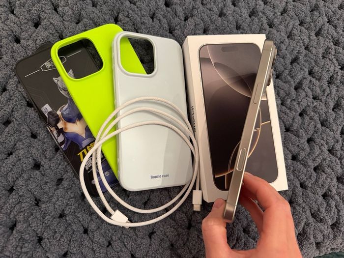 Apple iPhone 16 Pro Max Natural Titanium 256 gb