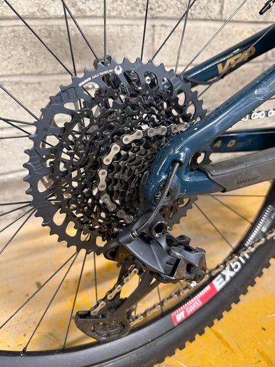 Santa cruz nomad C 2018 (Perfect starter set