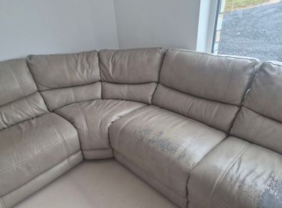 Free sofa - Recliner Corner