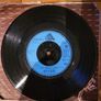 Jennifer Warnes The Feeling Comes Around Shot Through The Heart 7 inch Image 2