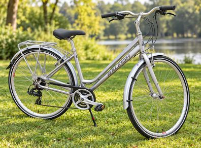 Raleigh Pioneer Tour Ladies Hybrid Bike  Size M 700C Wheels Shimano Gears