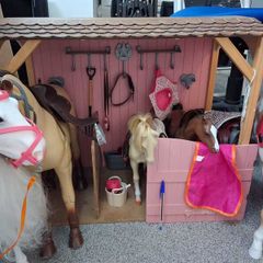 Toy stables, horses and accessories