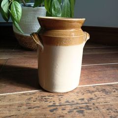 Stoneware storage jar