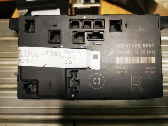 Mercedes W 211 E class door control module