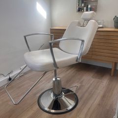 Brow chair