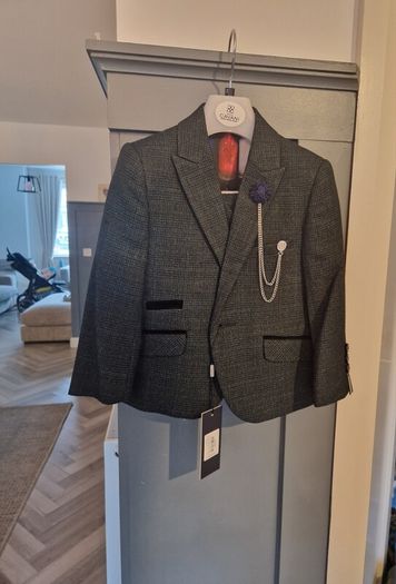 boys suits / wedding / communion.