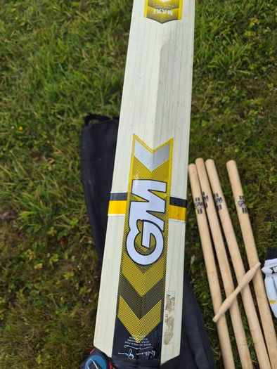 Gunn & Moore GM Maxi Select Adult Cricket Bat