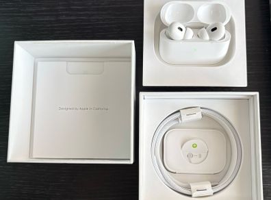AirPods pro 2nd generation with MagSafe Charging Case