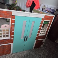 Our Generation Dolls school house
