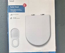 Toilet lid