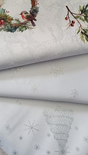 Bespoke Christmas tablecloths, runners, napkins. Made to measure
