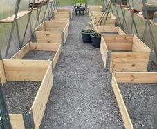 Raised bed pallet collars