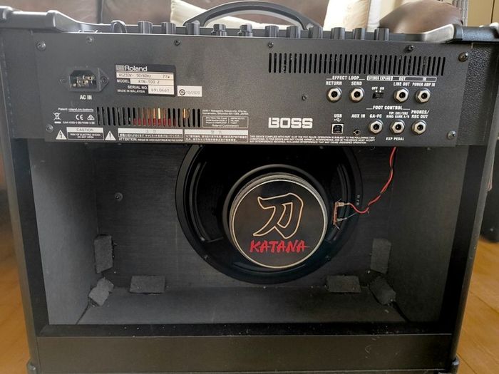 Boss Katana 100 mk2 & GA-FC Footswitch