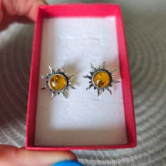 Silver earrings with Amber