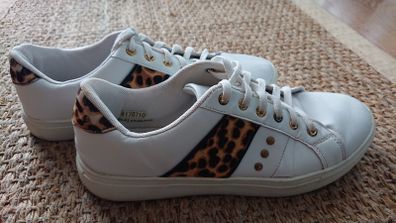 White Trainers  Size 7