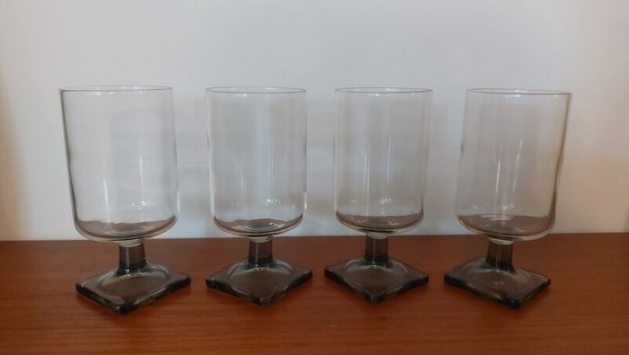 Fabulous Set of Four Vintage Mid-Century Federal Glass Company Juice Glasses in the "Nordic Midnight (Smoke)" Pattern, Circa 1960's