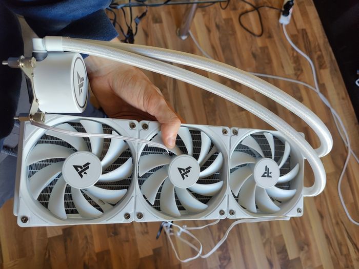 Tempest Liquid Cooler 360mm White AIO