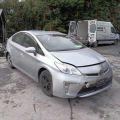 Breaking Toyota Prius 2012 hybrid