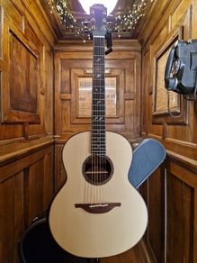 Lowden F-50